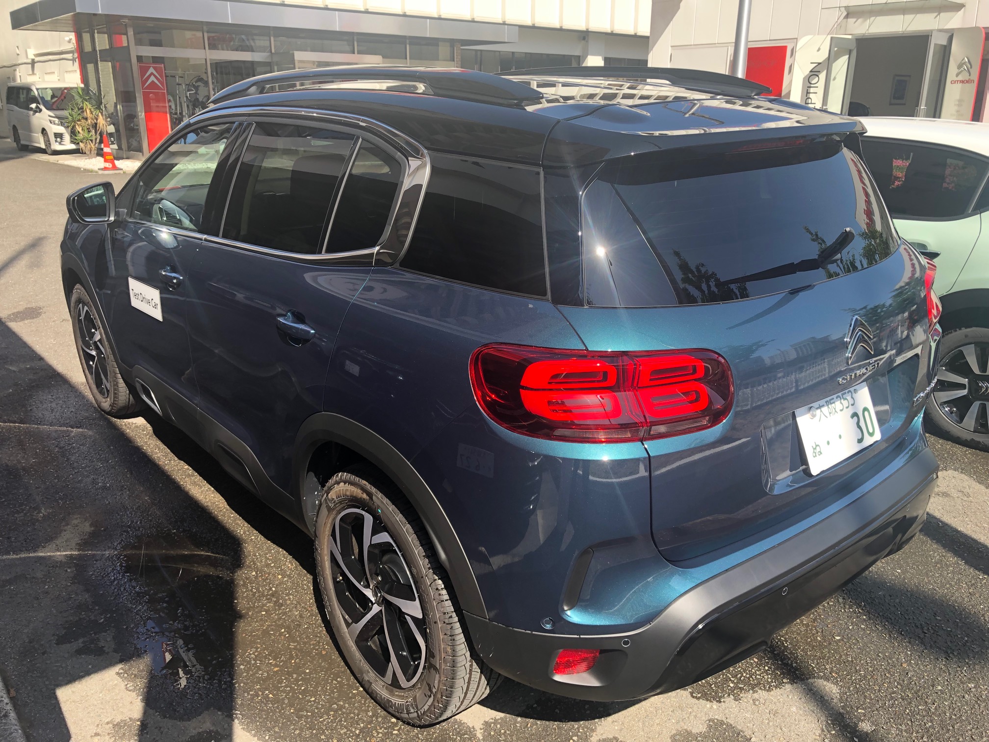 C5 AIRCROSS 試乗車準備完了