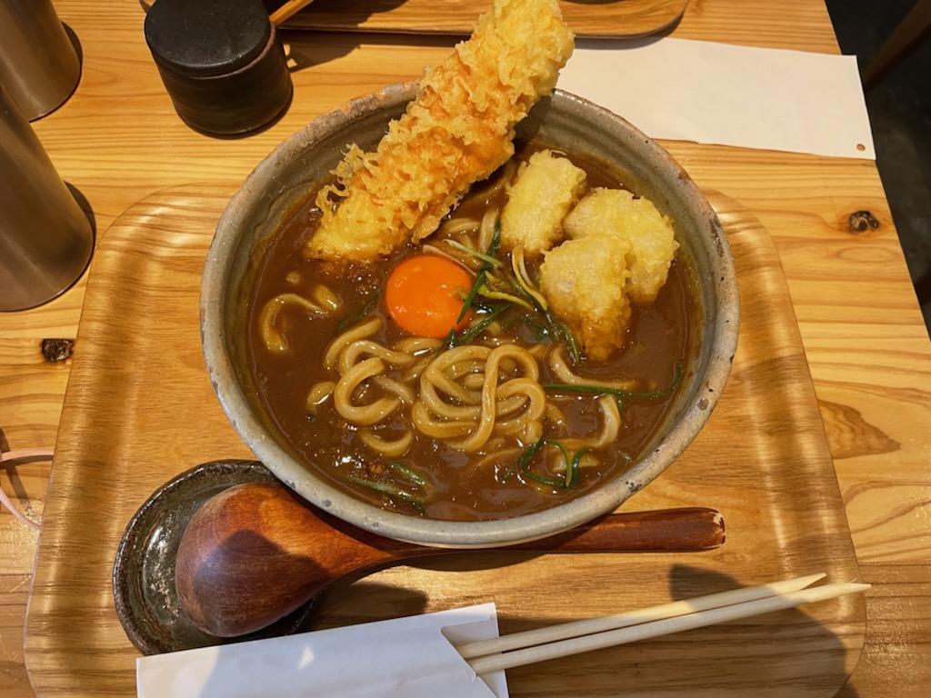 美味しいうどん屋さん。　あすろう。