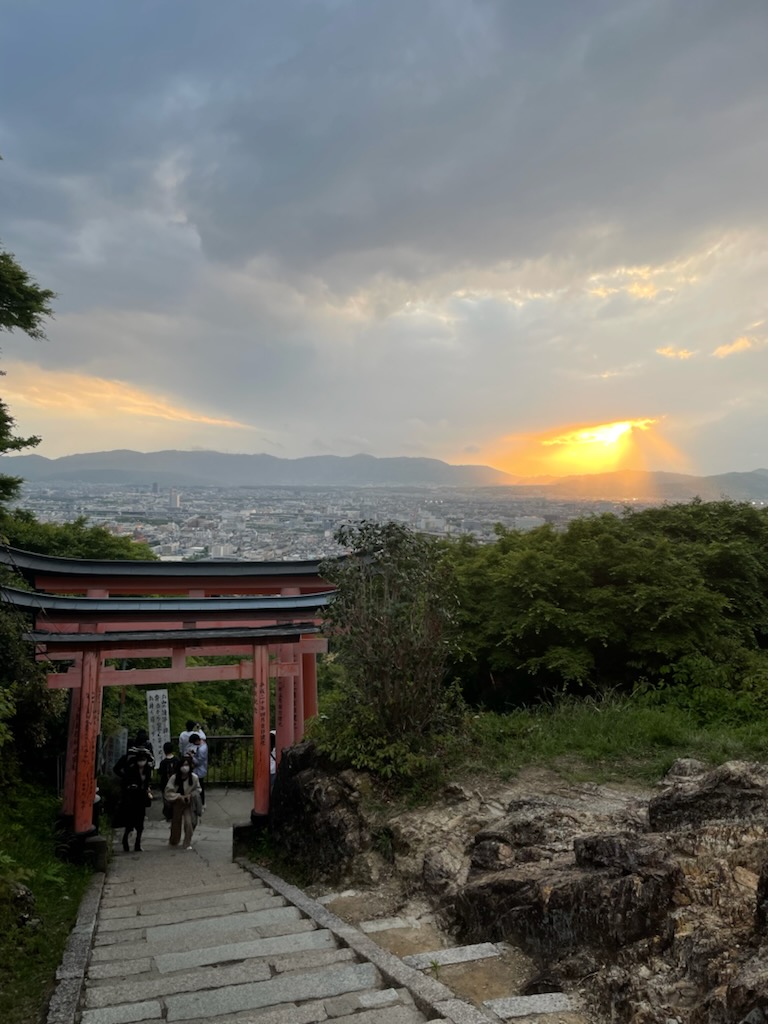 伏見稲荷大社　山頂へ行く　②