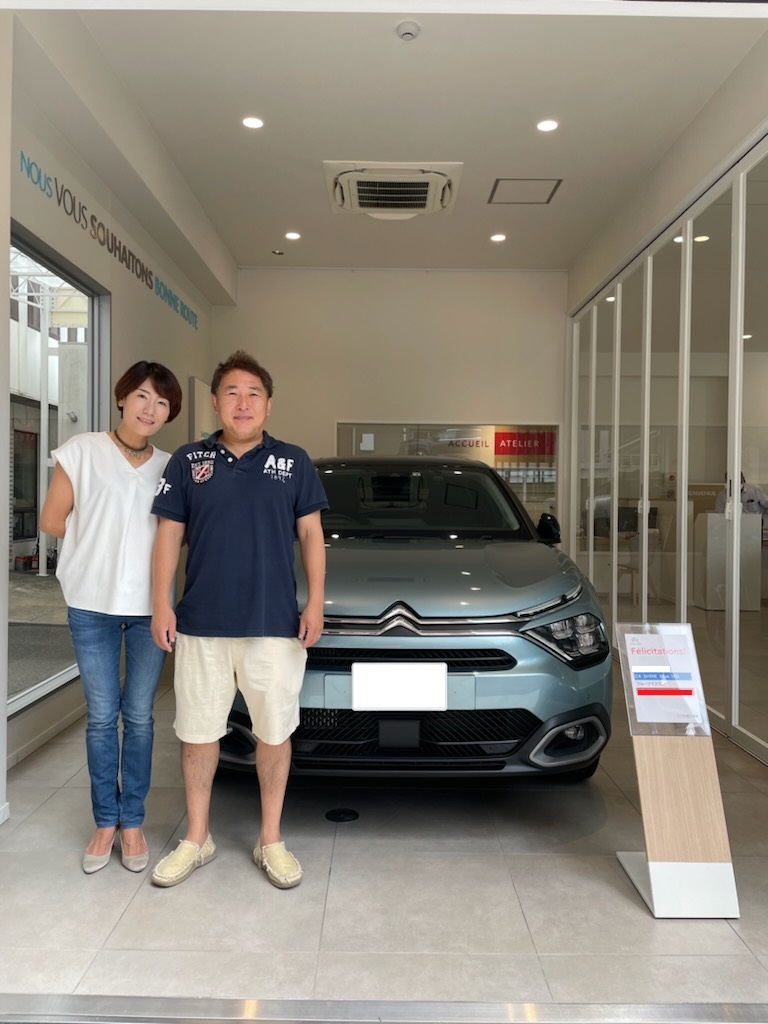 ご納車紹介⑰　NEW C4 SHINE BlueHDi