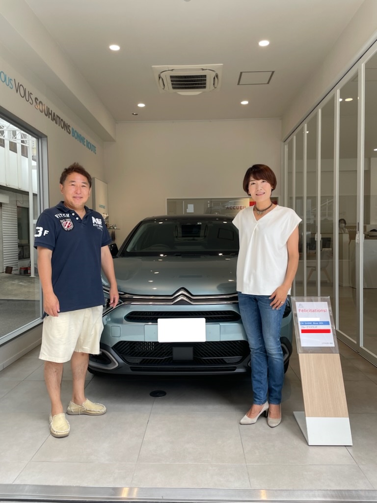 ご納車紹介⑰　NEW C4 SHINE BlueHDi