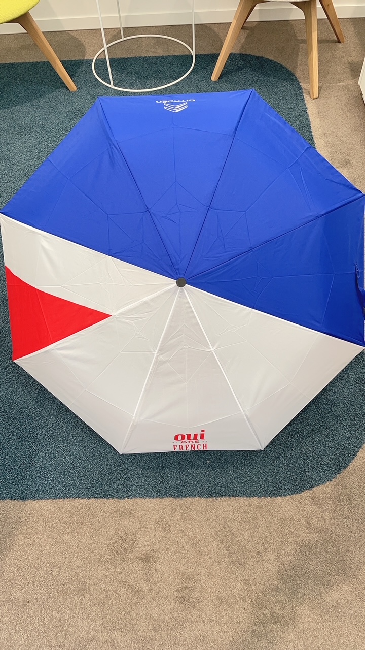 ブティック　入荷　折り畳み傘。