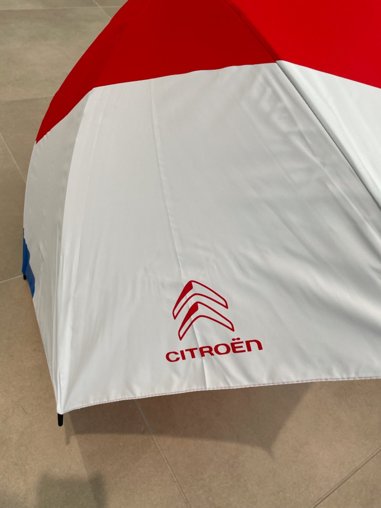 ブティック。傘。