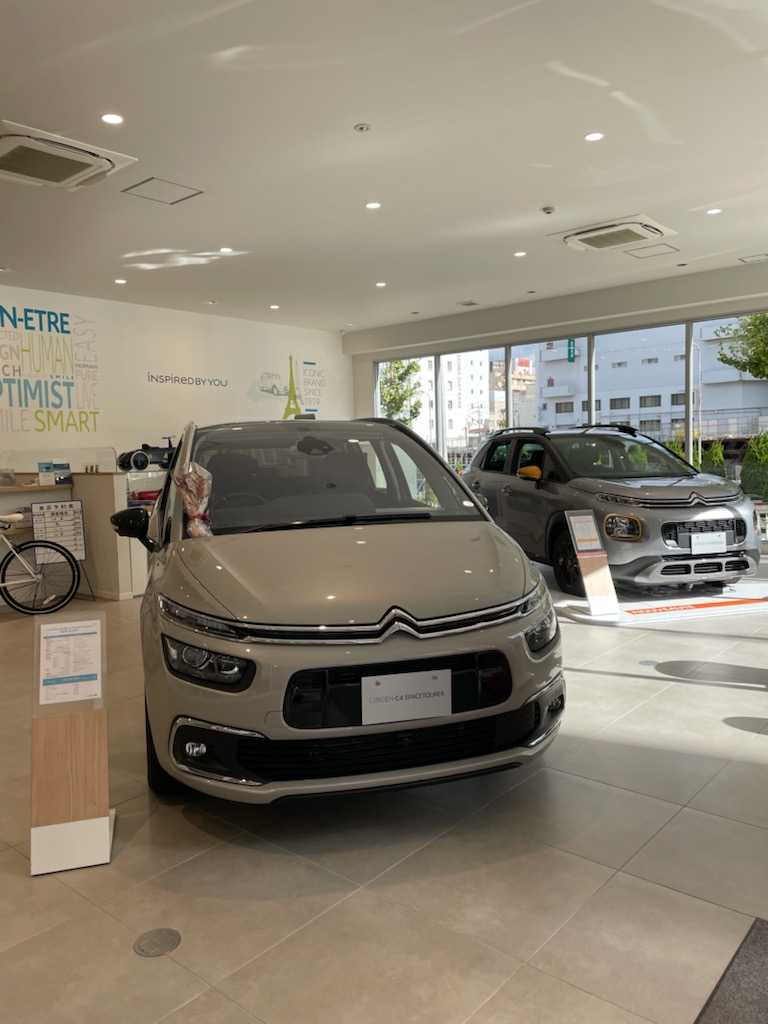 グランドＣ4スペースツアラーも展示中。