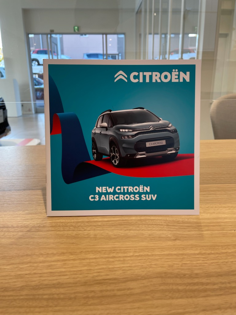 C3　AIRCROSS　の新しいカタログ。